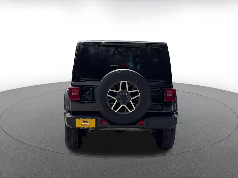 2025 Jeep JL Wrangler - Image 14 of 31