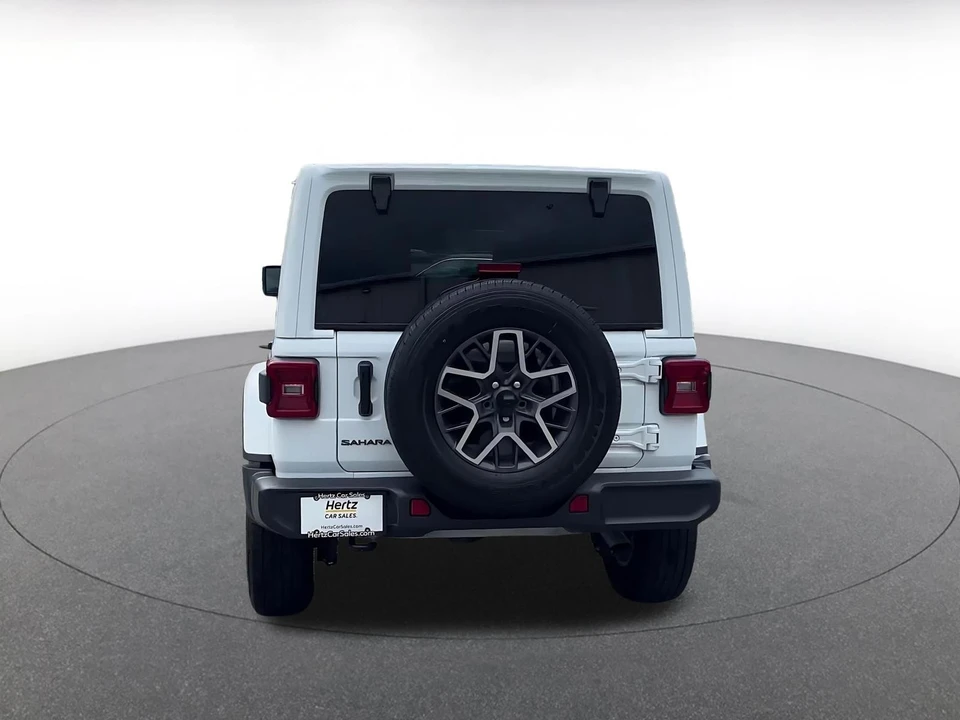2025 Jeep JL Wrangler - Image 13 of 31