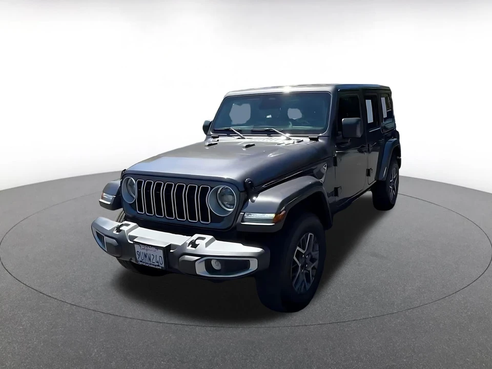 2025 Jeep JL Wrangler - Image 7 of 31
