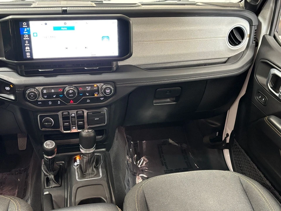 2025 Jeep JL Wrangler - Image 31 of 31