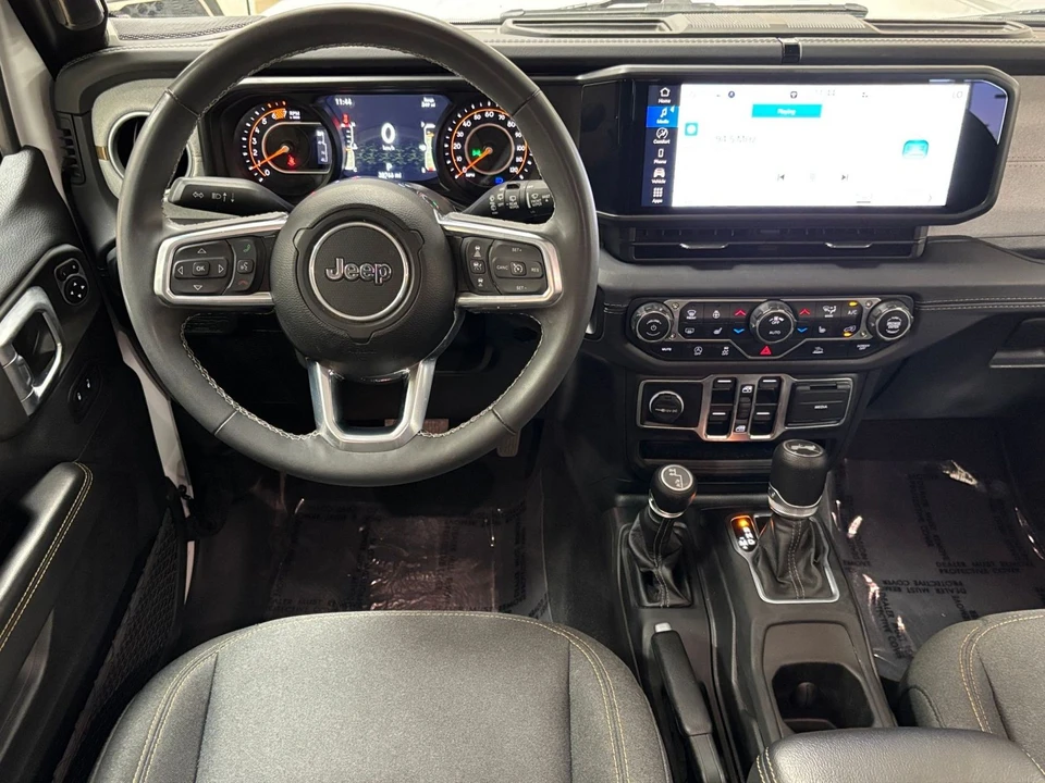 2025 Jeep JL Wrangler - Image 30 of 31
