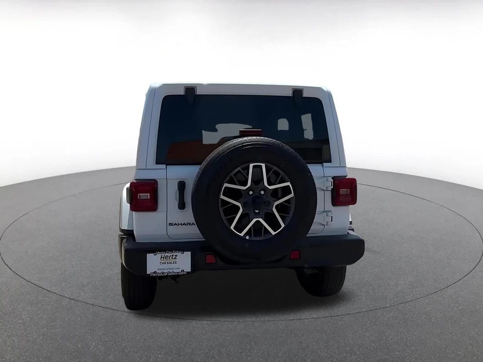 2025 Jeep JL Wrangler - Image 13 of 31