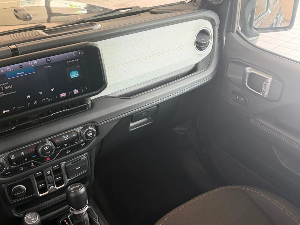 2025 Jeep JL Wrangler - Image 31 of 31