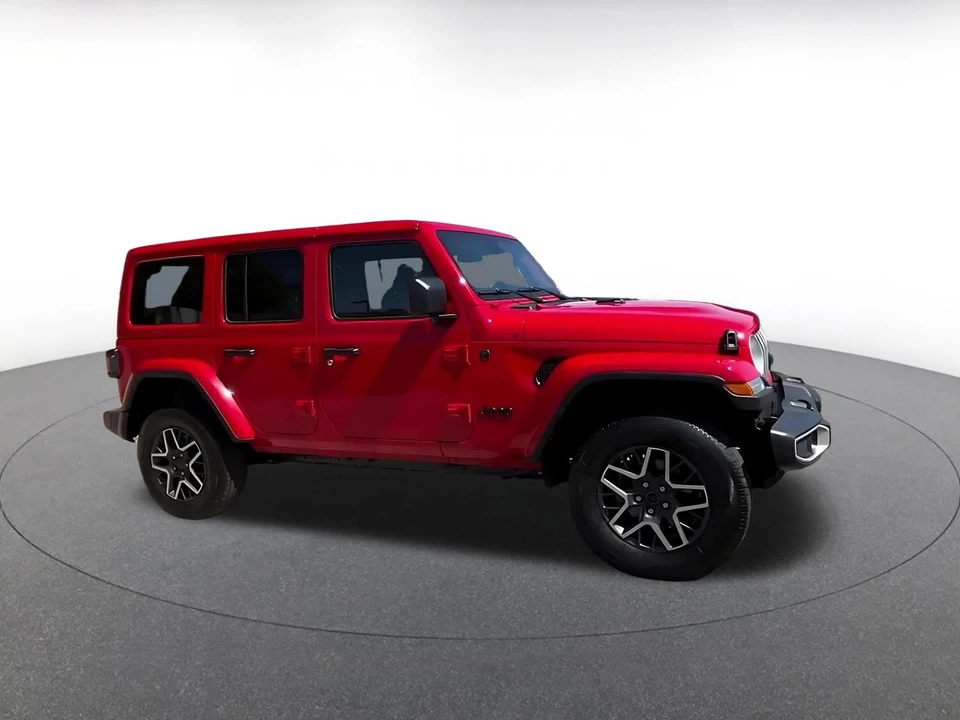 2025 Jeep JL Wrangler - Image 2 of 31