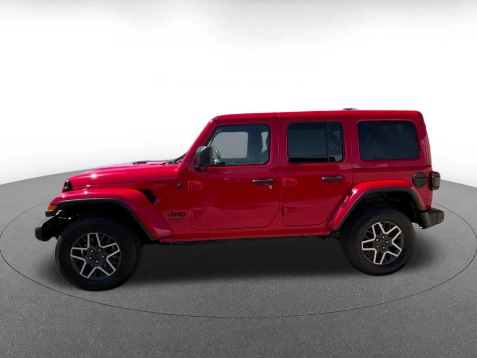 2025 Jeep JL Wrangler - Image 8 of 31