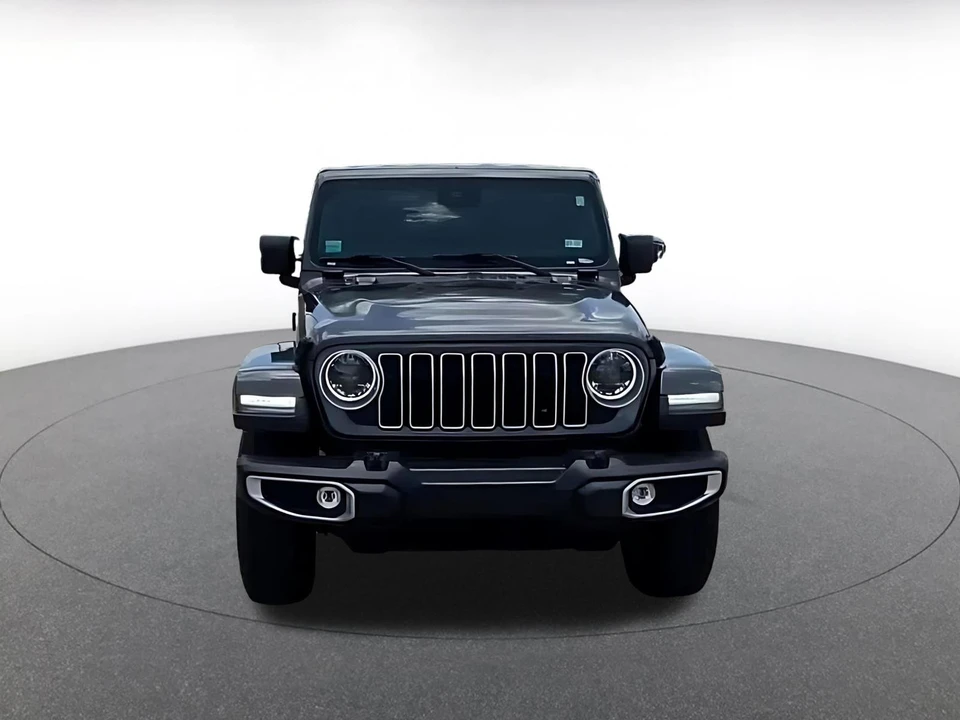 2025 Jeep JL Wrangler - Image 3 of 31