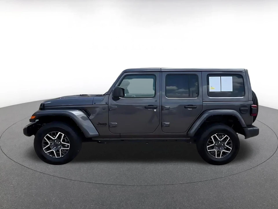 2025 Jeep JL Wrangler - Image 4 of 31