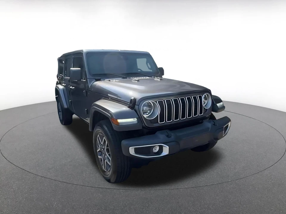 2025 Jeep JL Wrangler - Image 3 of 31