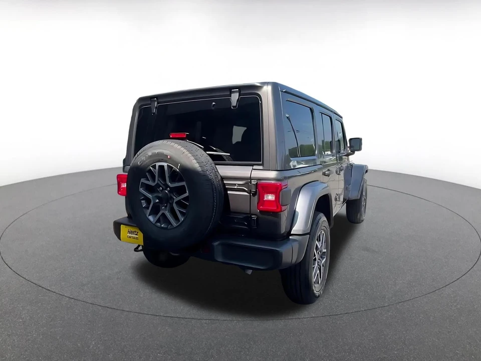 2025 Jeep JL Wrangler - Image 16 of 31
