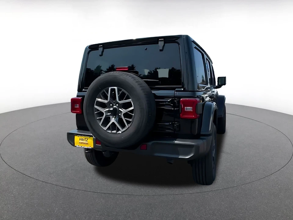 2025 Jeep JL Wrangler - Image 17 of 31