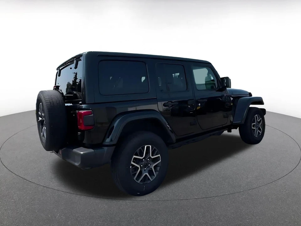 2025 Jeep JL Wrangler - Image 16 of 31