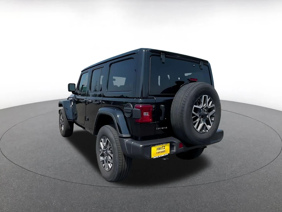 2025 Jeep JL Wrangler - Image 13 of 31