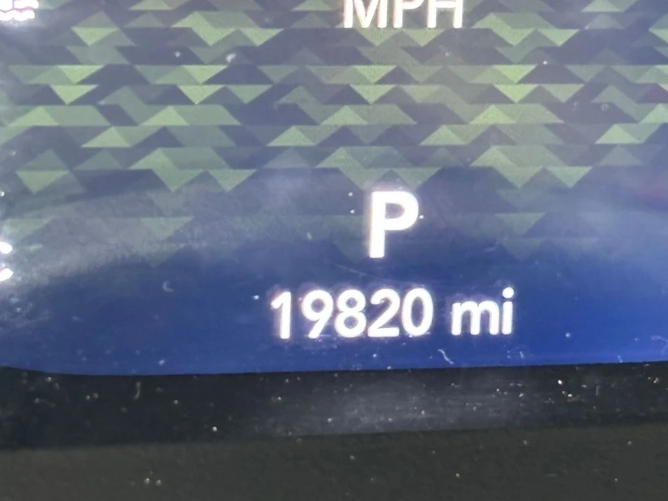 2025 Jeep JL Wrangler - Image 21 of 24