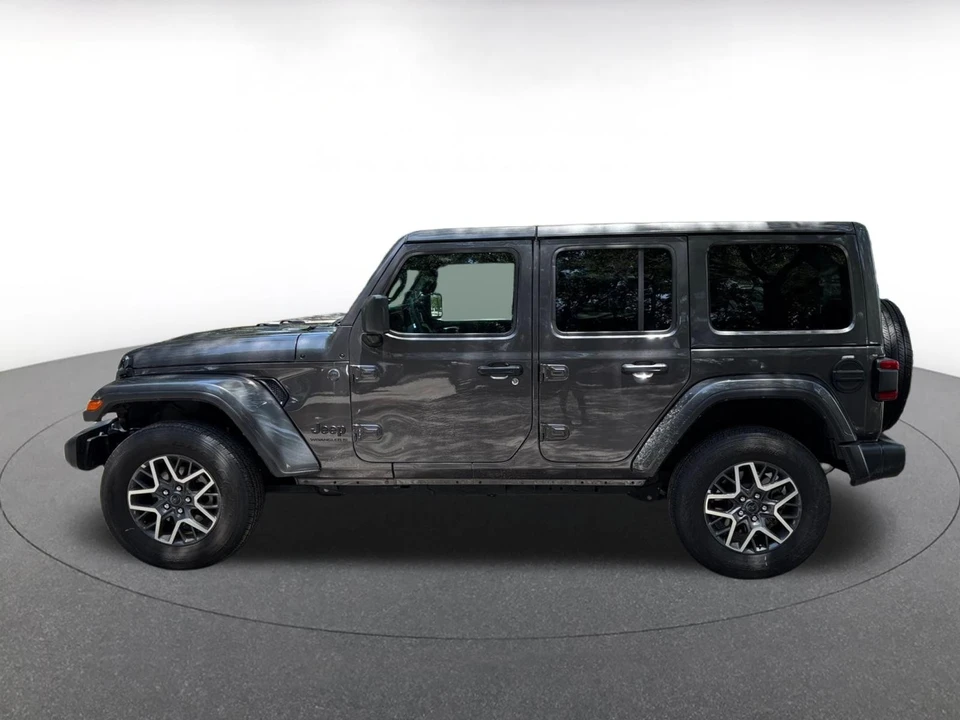 2025 Jeep JL Wrangler - Image 8 of 24