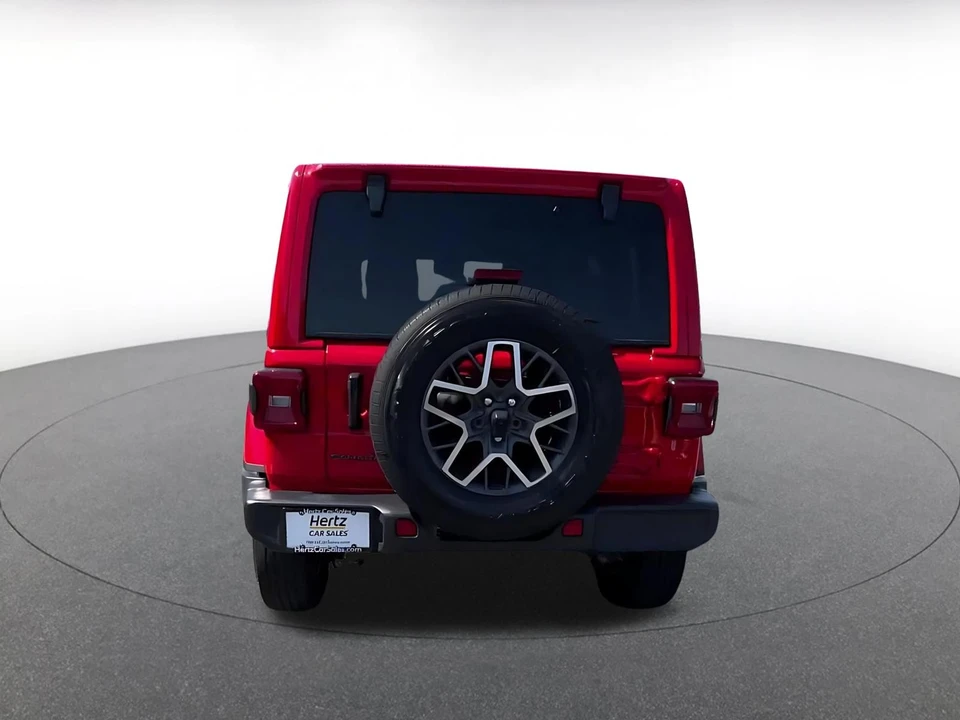 2025 Jeep JL Wrangler - Image 13 of 31