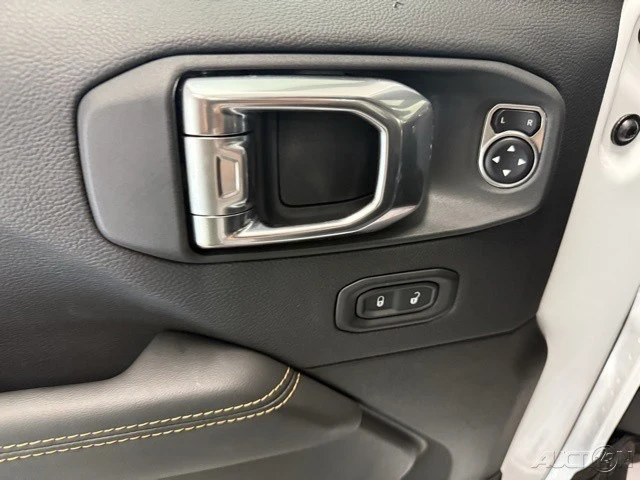 2025 Jeep JL Wrangler - Image 12 of 12