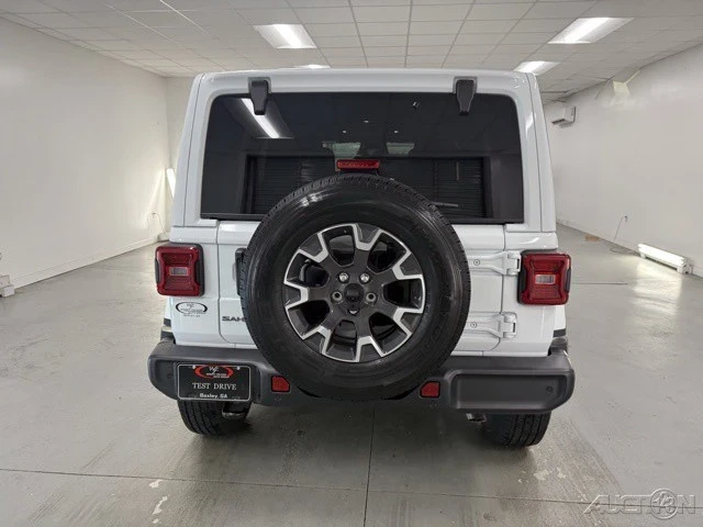 2025 Jeep JL Wrangler - Image 6 of 12