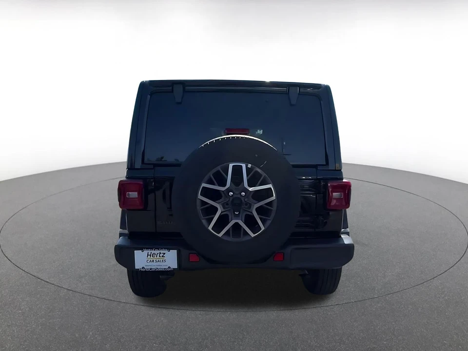 2025 Jeep JL Wrangler - Image 14 of 31