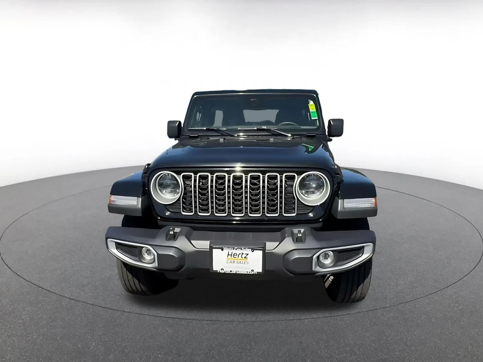 2025 Jeep JL Wrangler - Image 3 of 31
