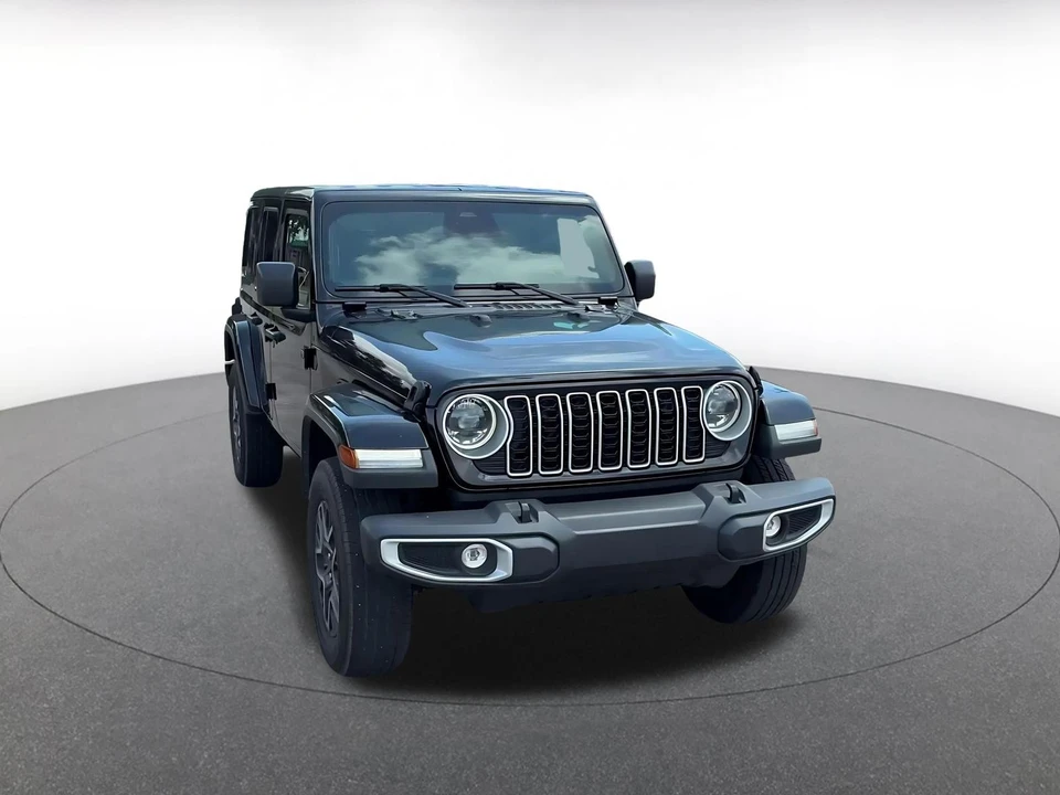 2025 Jeep JL Wrangler - Image 3 of 31