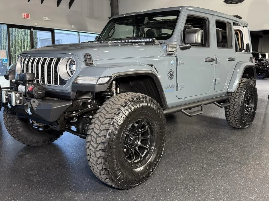 2025 Jeep JL Wrangler - Image 3 of 31