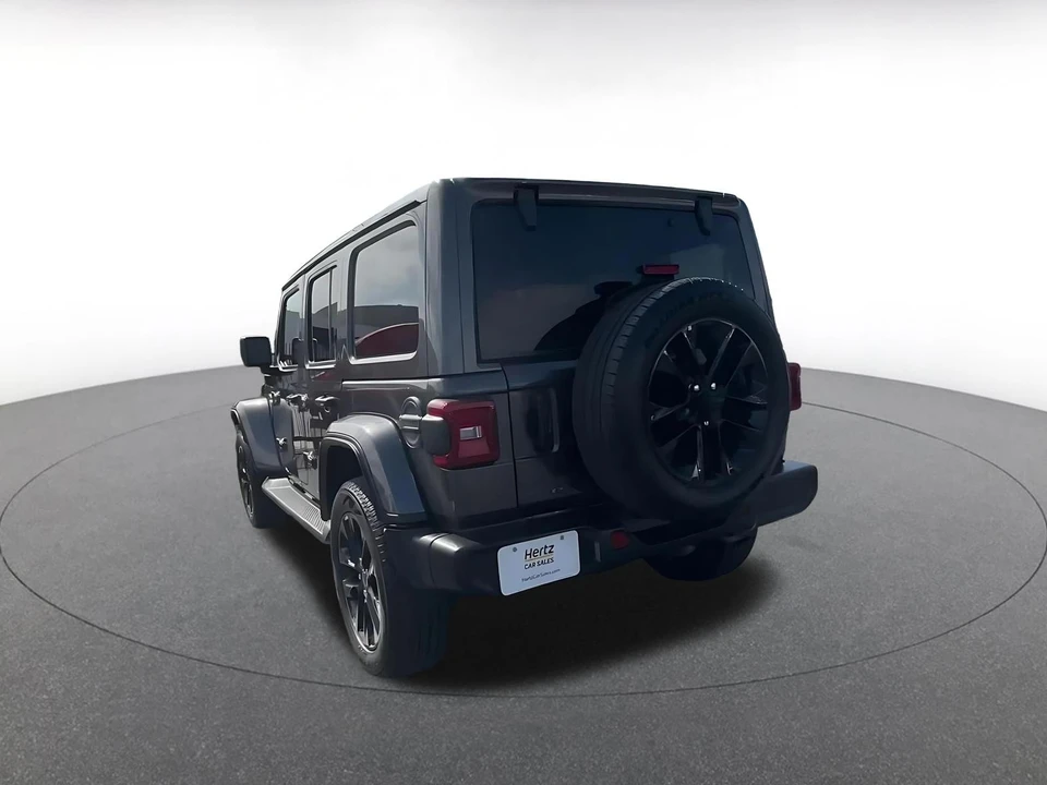 2025 Jeep JL Wrangler - Image 16 of 31
