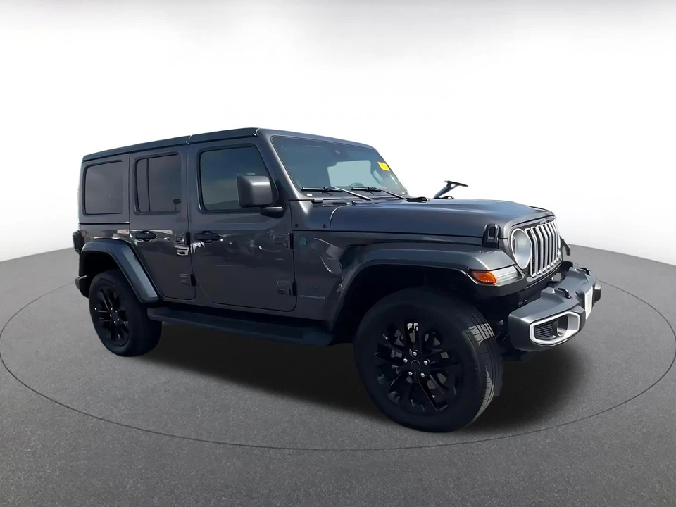 2025 Jeep JL Wrangler - Image 2 of 31