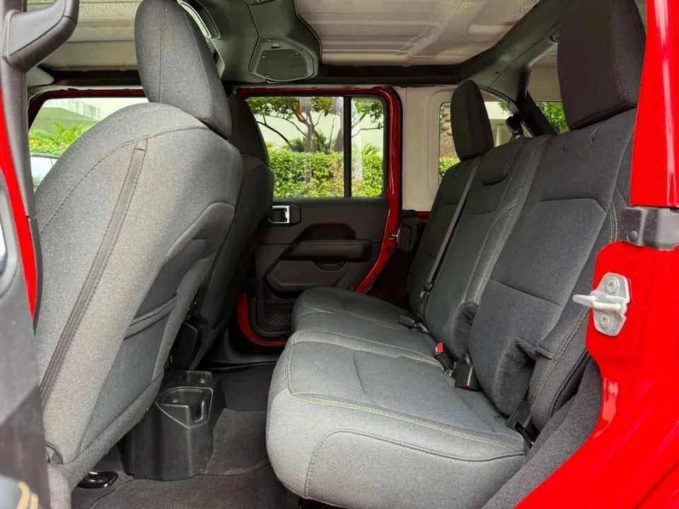 2025 Jeep JL Wrangler - Image 12 of 12