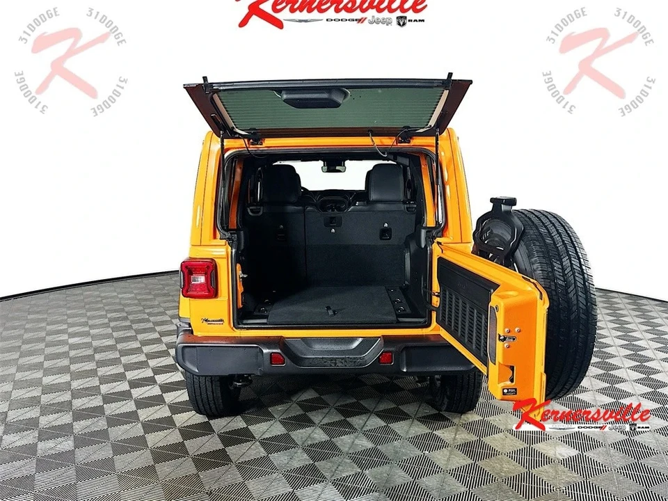 2025 Jeep JL Wrangler - Image 16 of 21