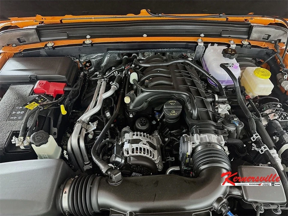 2025 Jeep JL Wrangler - Image 18 of 21