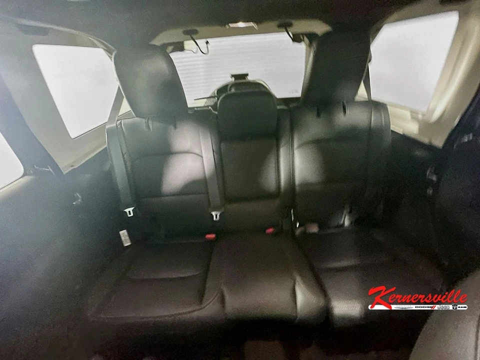 2025 Jeep JL Wrangler - Image 10 of 12