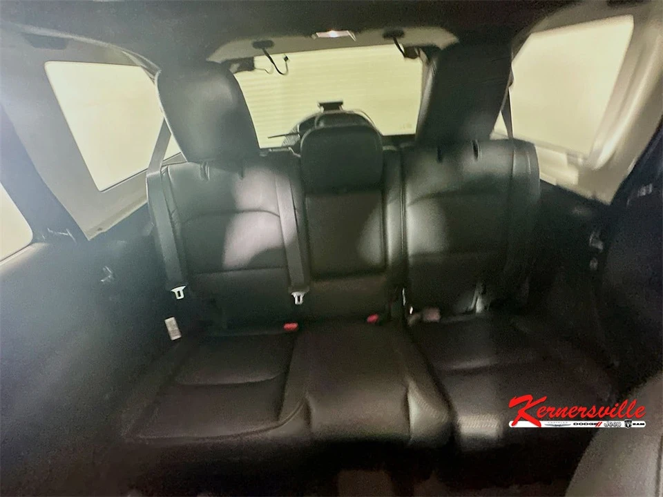 2025 Jeep JL Wrangler - Image 10 of 21