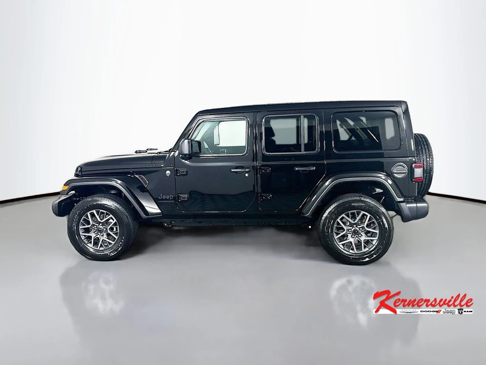 2025 Jeep JL Wrangler - Image 4 of 12