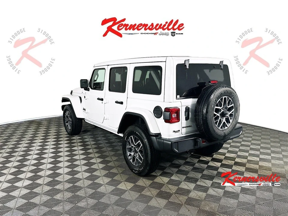 2025 Jeep JL Wrangler - Image 5 of 12