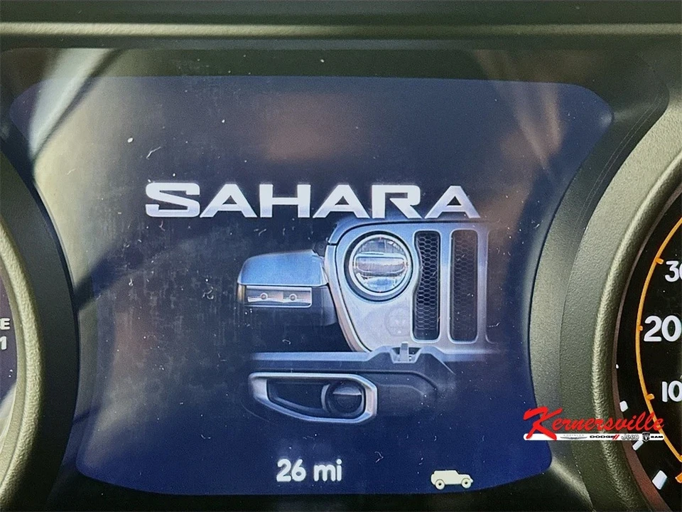 2025 Jeep JL Wrangler - Image 11 of 21