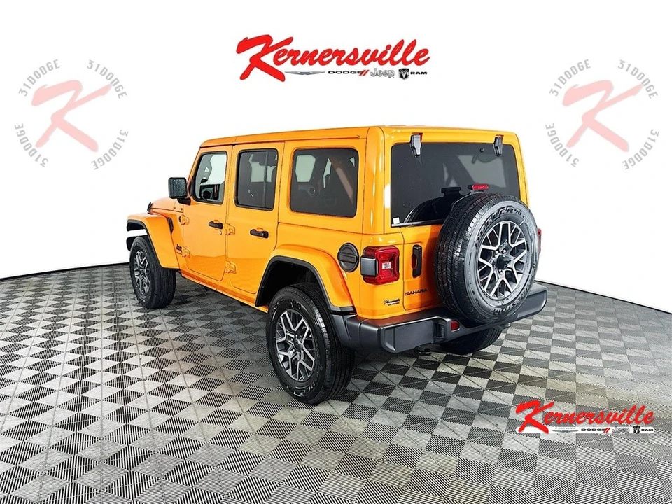 2025 Jeep JL Wrangler - Image 5 of 12