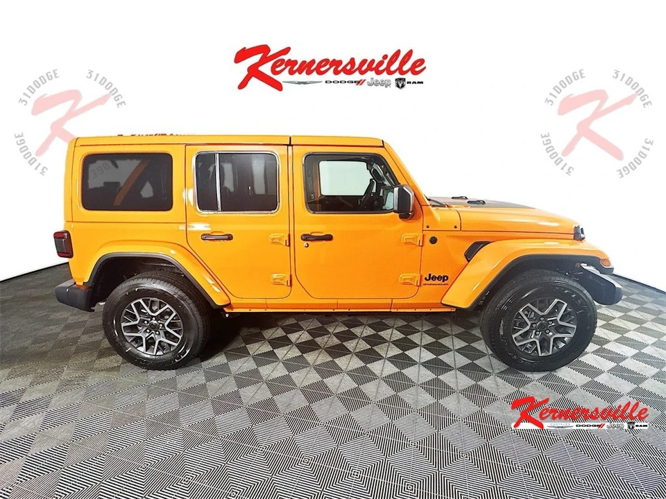 2025 Jeep JL Wrangler - Image 9 of 12