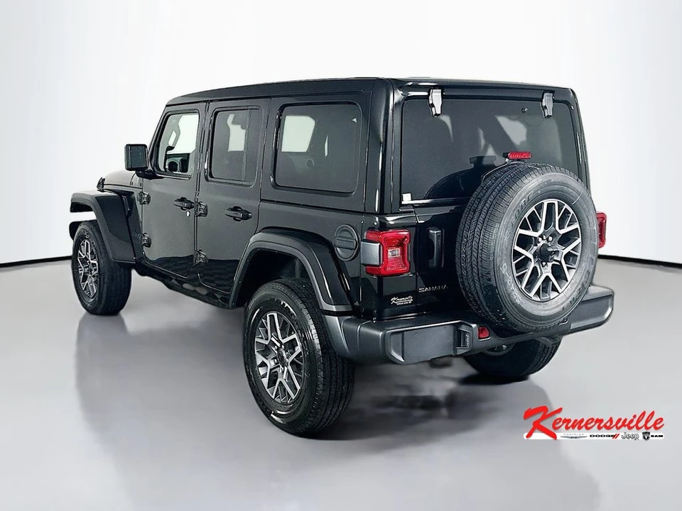 2025 Jeep JL Wrangler - Image 5 of 12