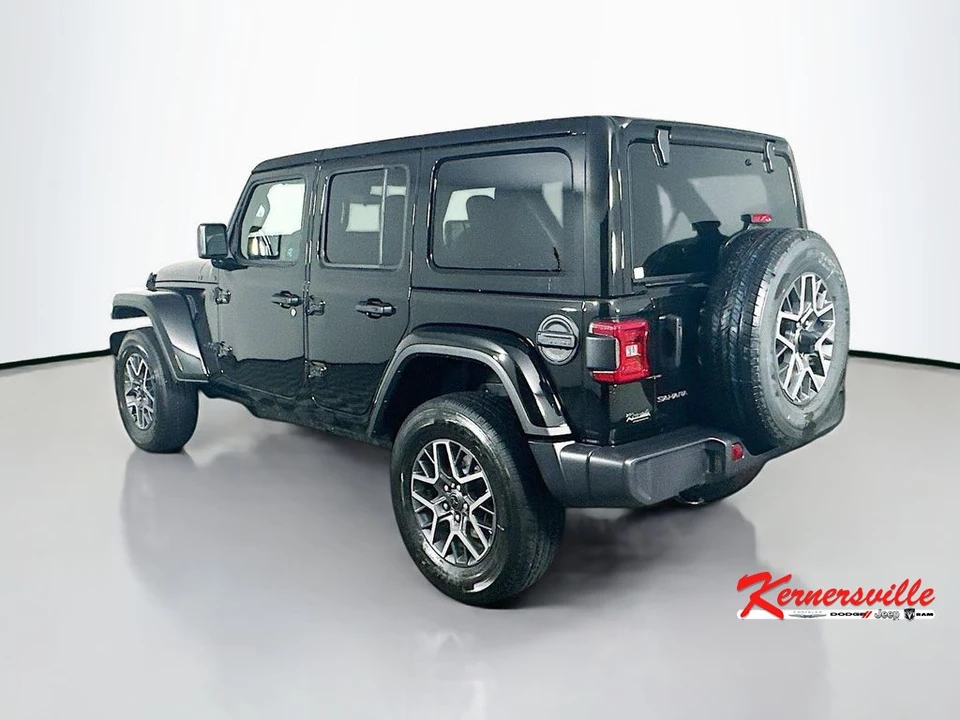 2025 Jeep JL Wrangler - Image 5 of 12