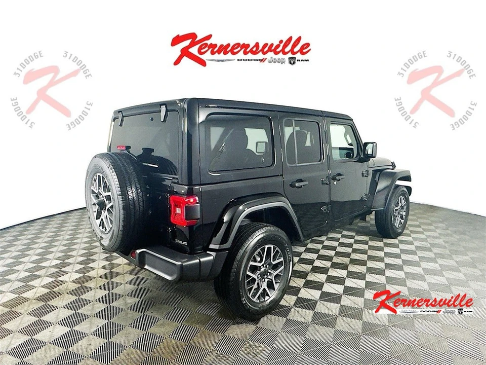 2025 Jeep JL Wrangler - Image 7 of 12