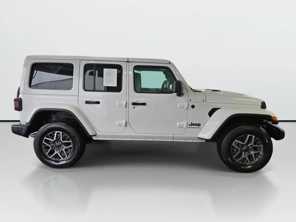 2025 Jeep JL Wrangler - Image 6 of 20