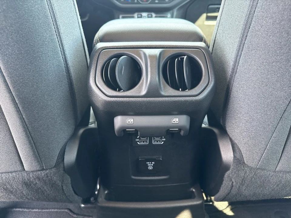 2025 Jeep JL Wrangler - Image 11 of 21
