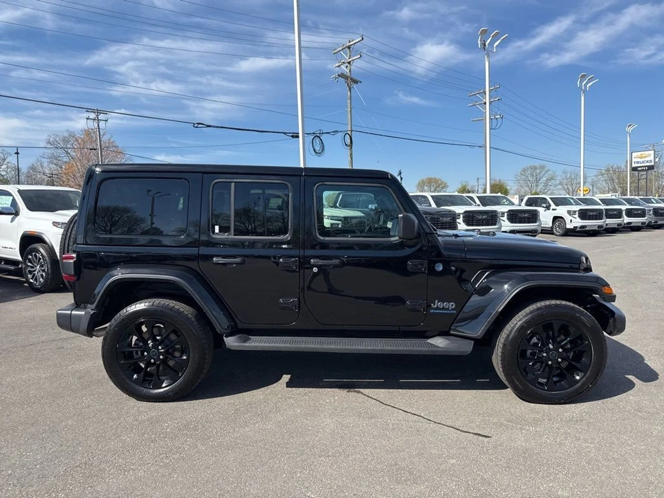 2025 Jeep JL Wrangler - Image 6 of 21