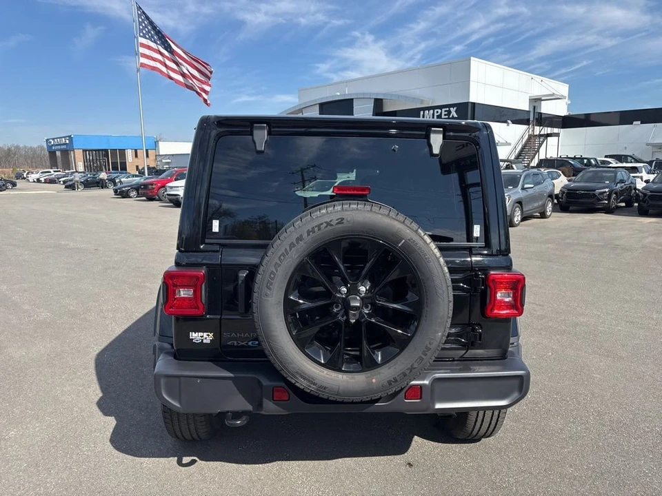 2025 Jeep JL Wrangler - Image 4 of 21