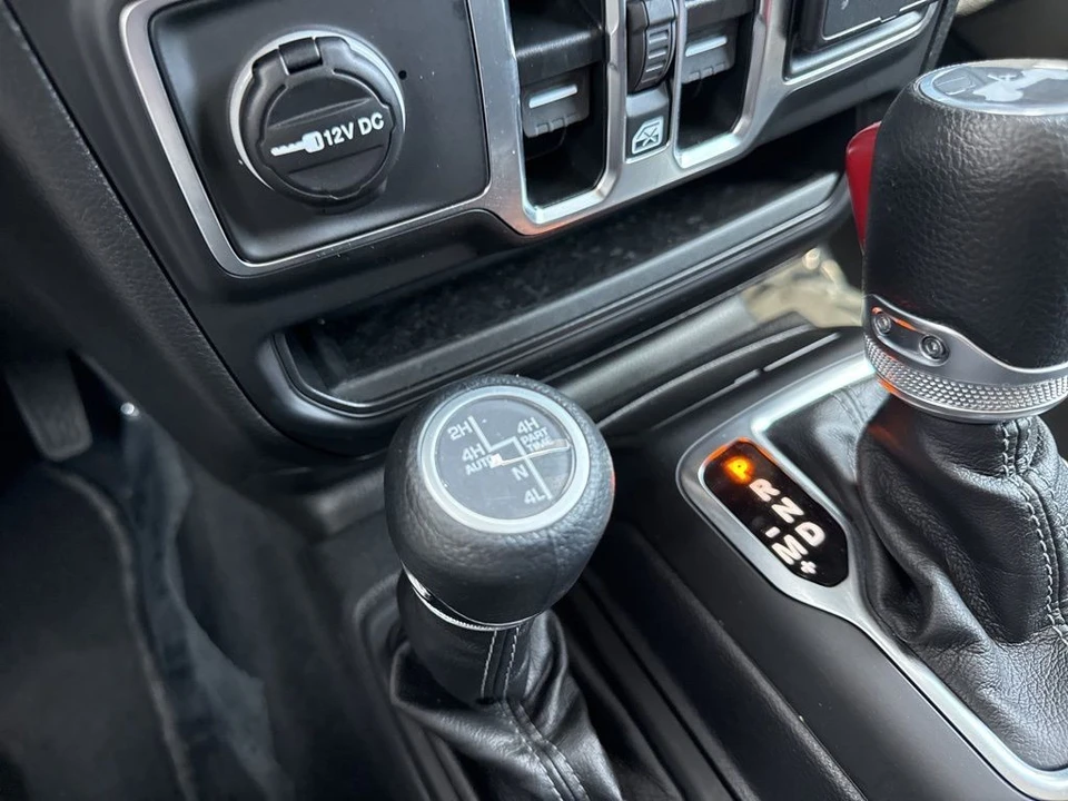 2025 Jeep JL Wrangler - Image 21 of 21