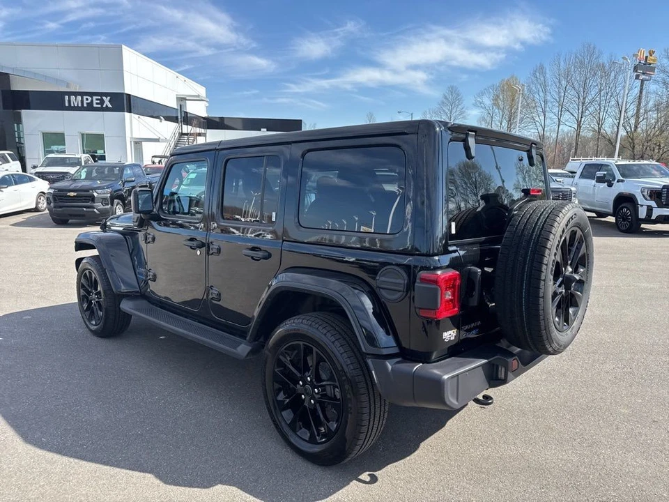 2025 Jeep JL Wrangler - Image 3 of 21