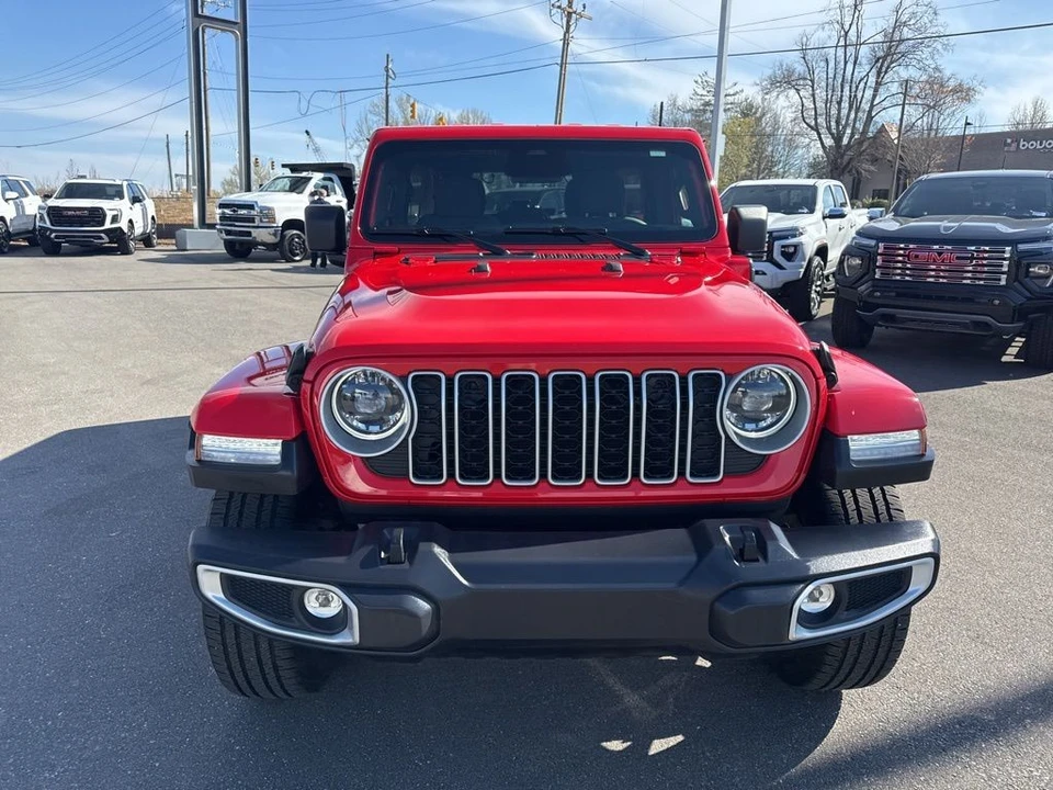 2025 Jeep JL Wrangler - Image 8 of 31