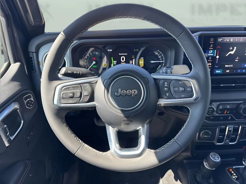 2025 Jeep JL Wrangler - Image 12 of 21