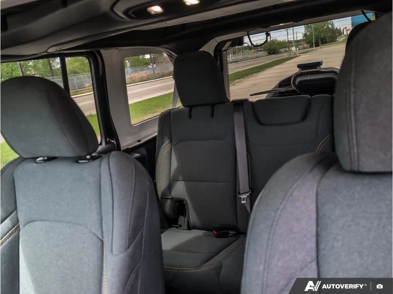 2025 Jeep JL Wrangler - Image 20 of 20