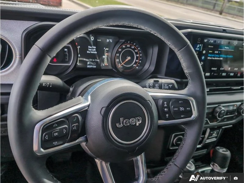 2025 Jeep JL Wrangler - Image 11 of 20